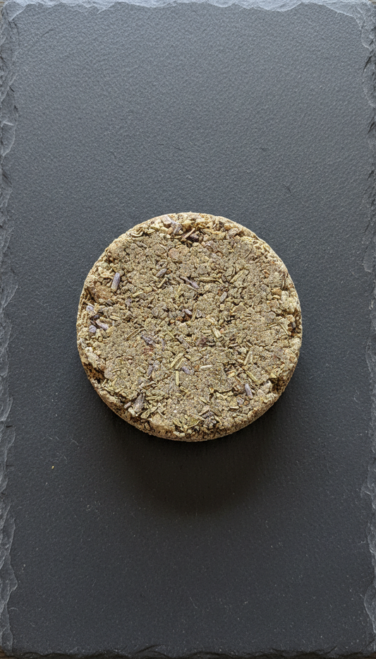 Herbal oatmeal pet shampoo bar, plastic-free